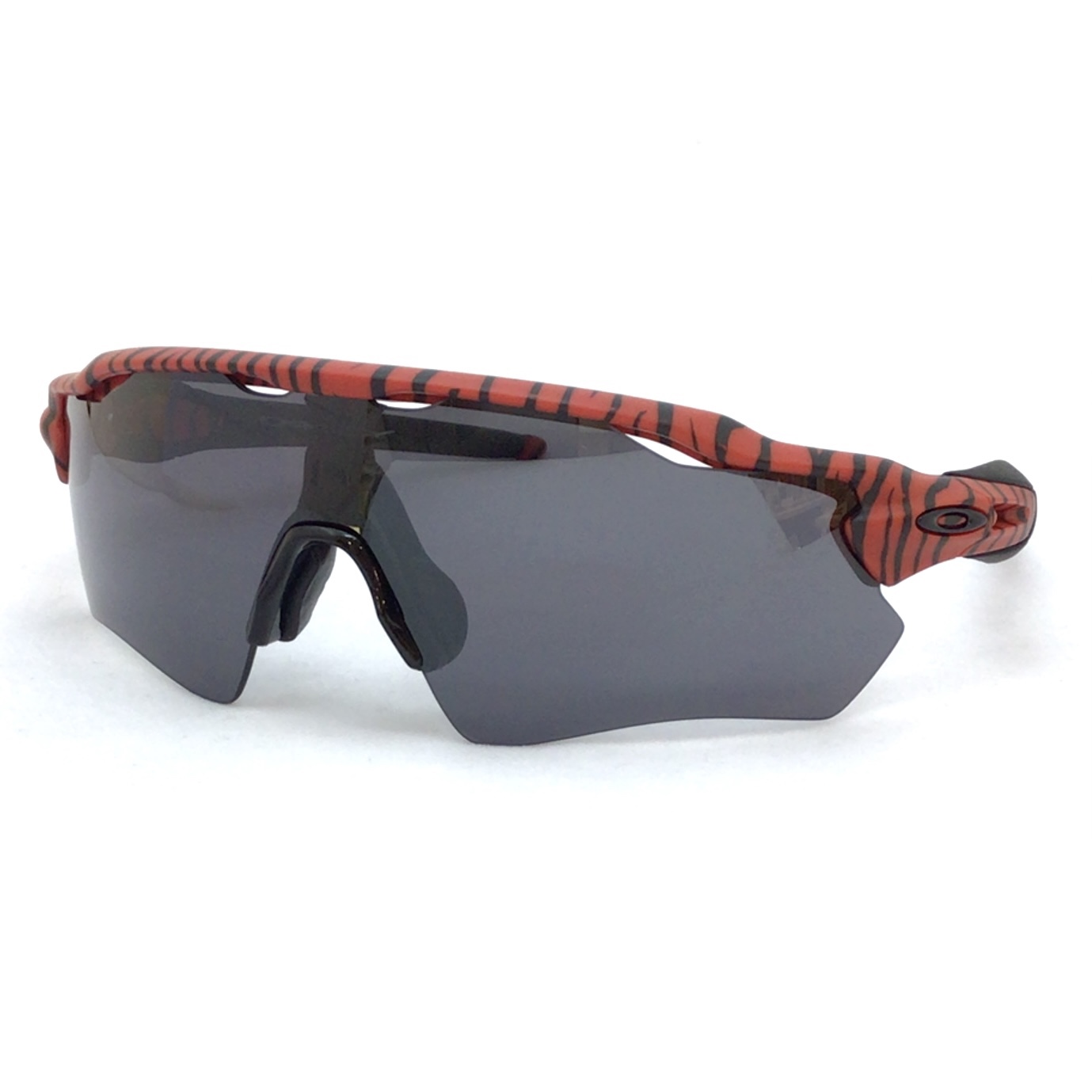 モデル名：OO9208-D138 RADAR EV PATH、メーカー名：OAKLEY、サングラス