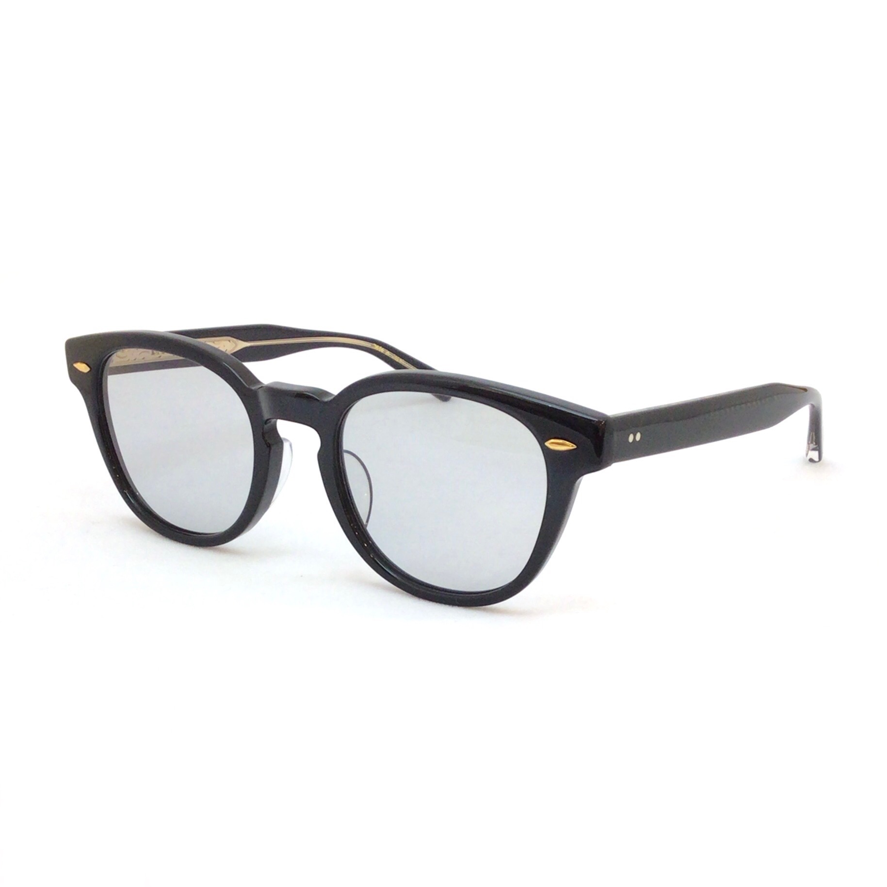 モデル名：Webb(51) PBK-MD.GY、メーカー名： EYEVAN、サングラス