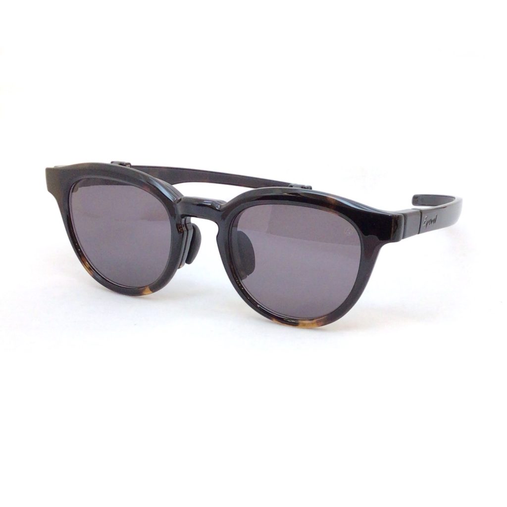 モデル名:LEIFER III(51)-FP DM-DG、メーカー名: Eyevol、サングラス
