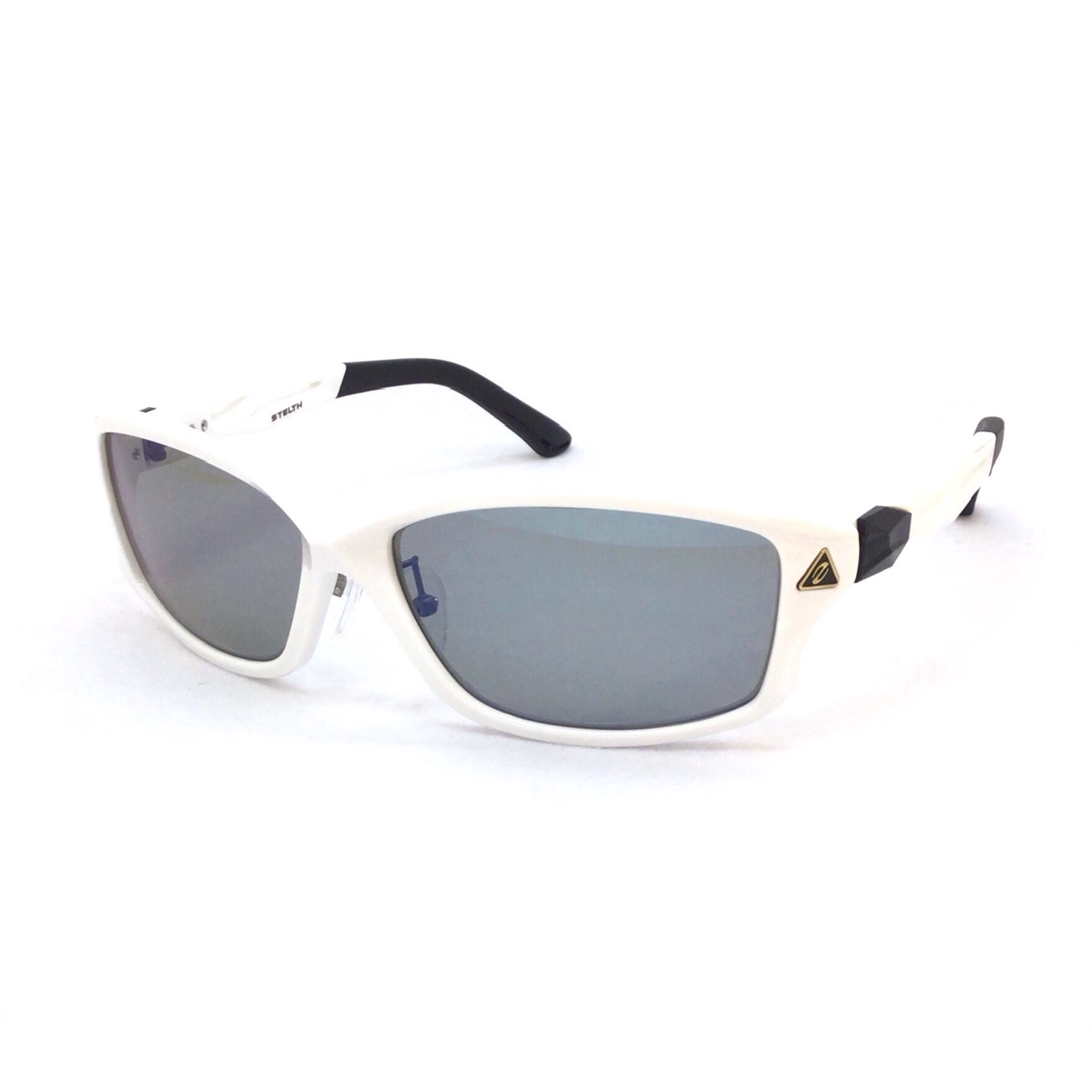 モデル名：STELTH F-2266、メーカー名： Zeque、サングラス